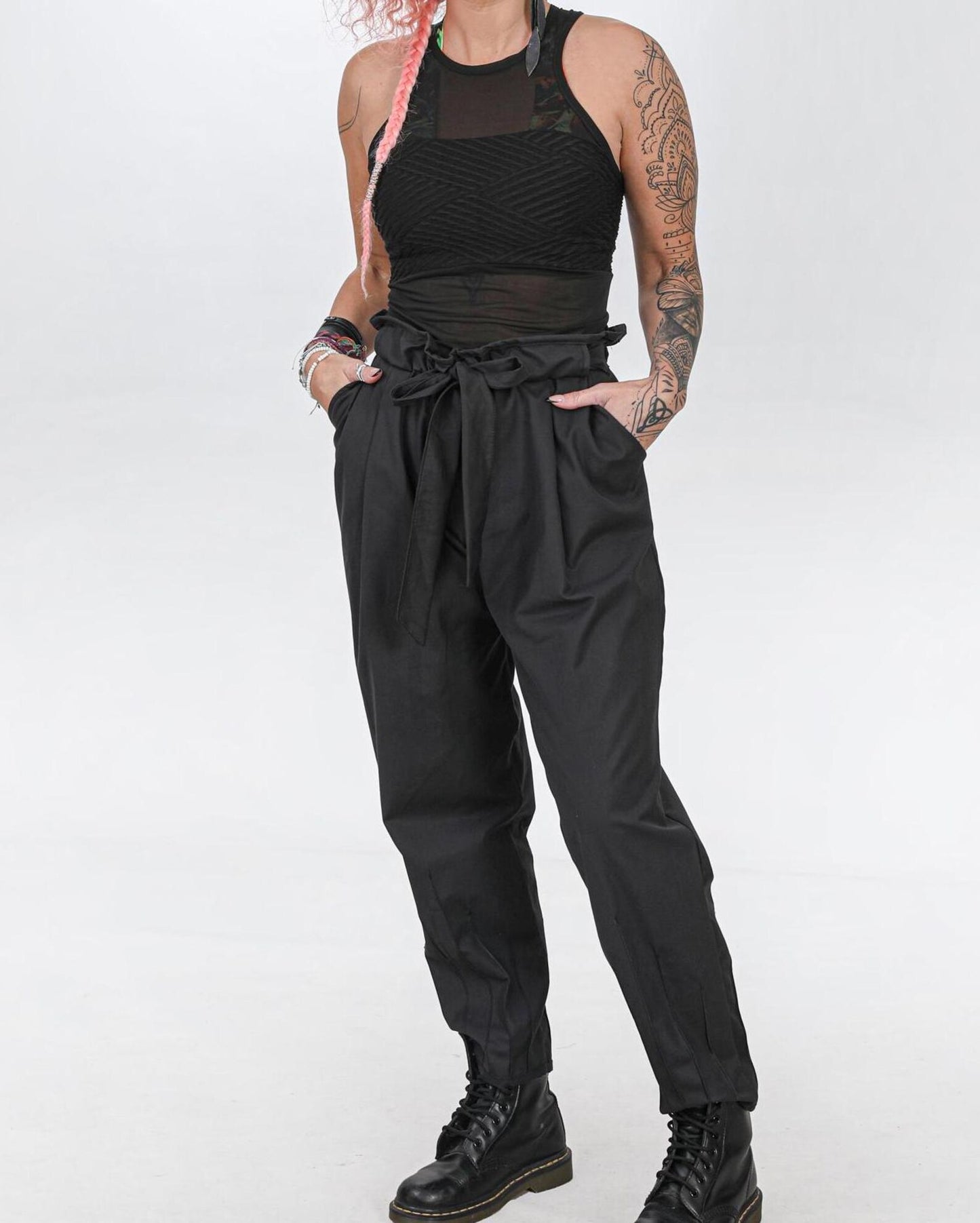 Black Pleated Pants with Pockets