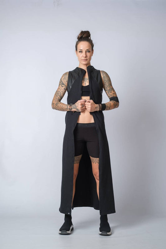 Elegant Black Sleeveless Midi Vest