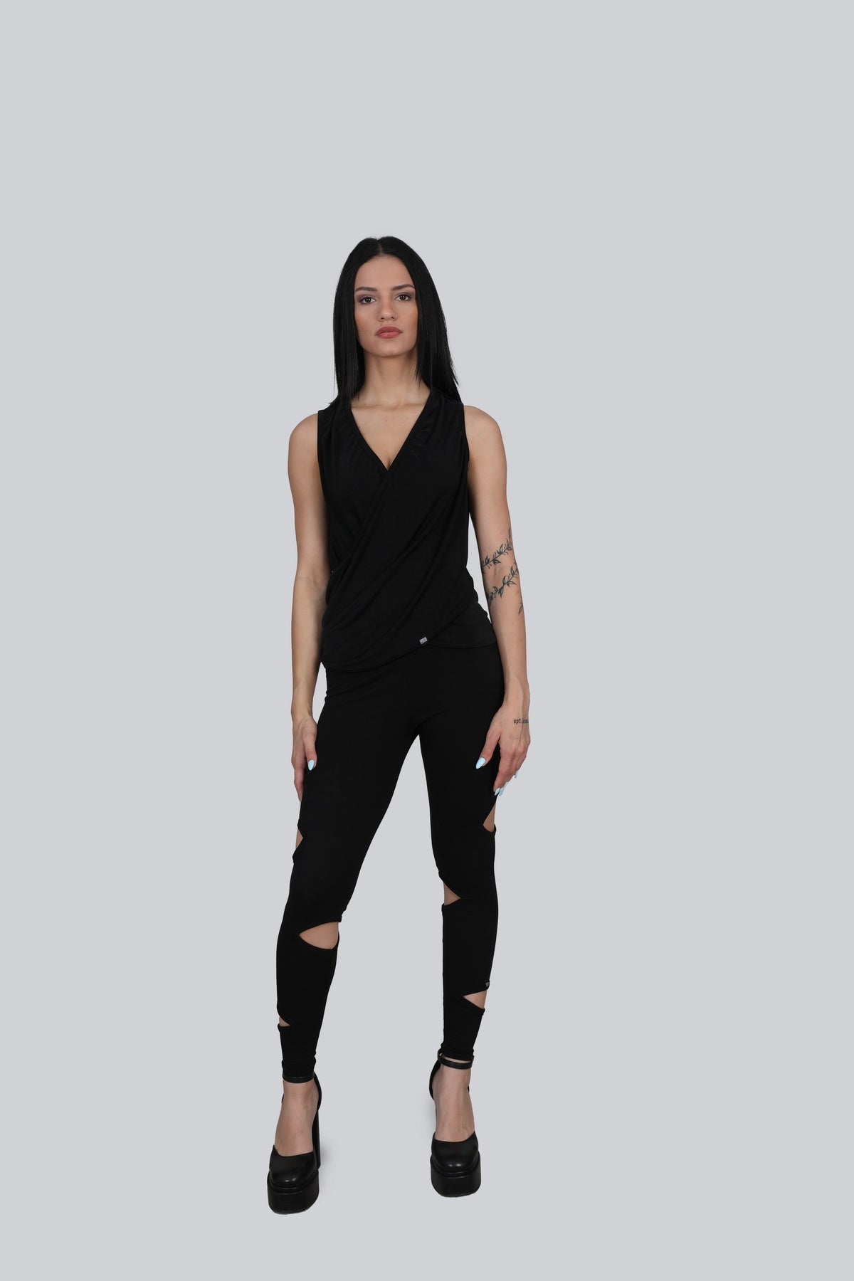 The Artemis Structured Black Top