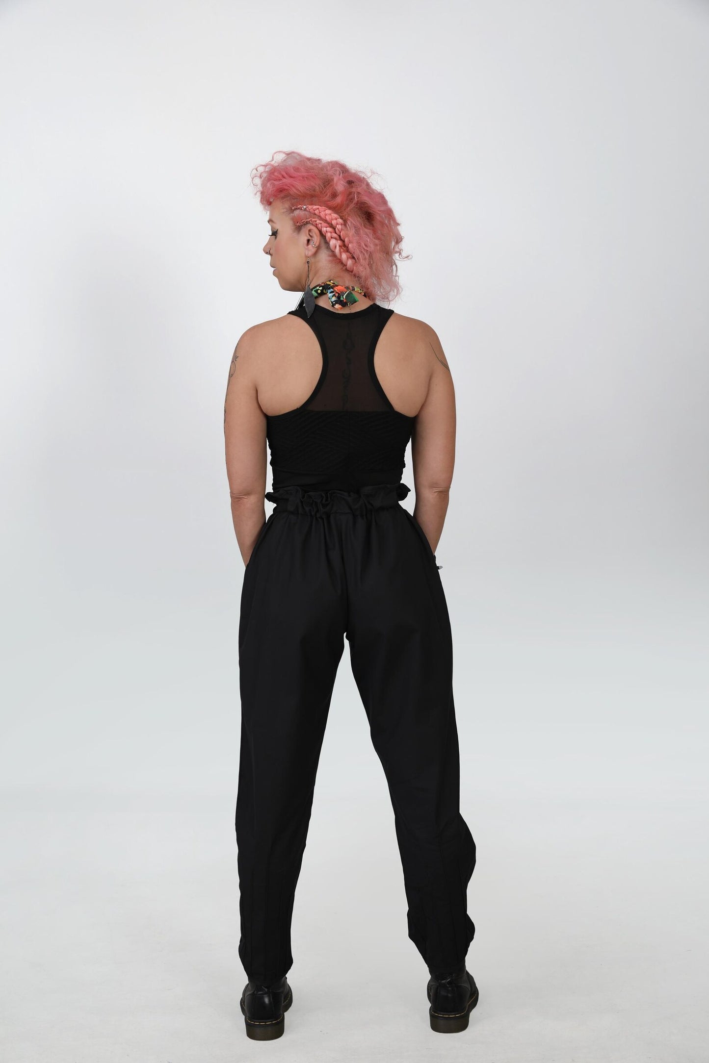 Black Pleated Pants with Pockets