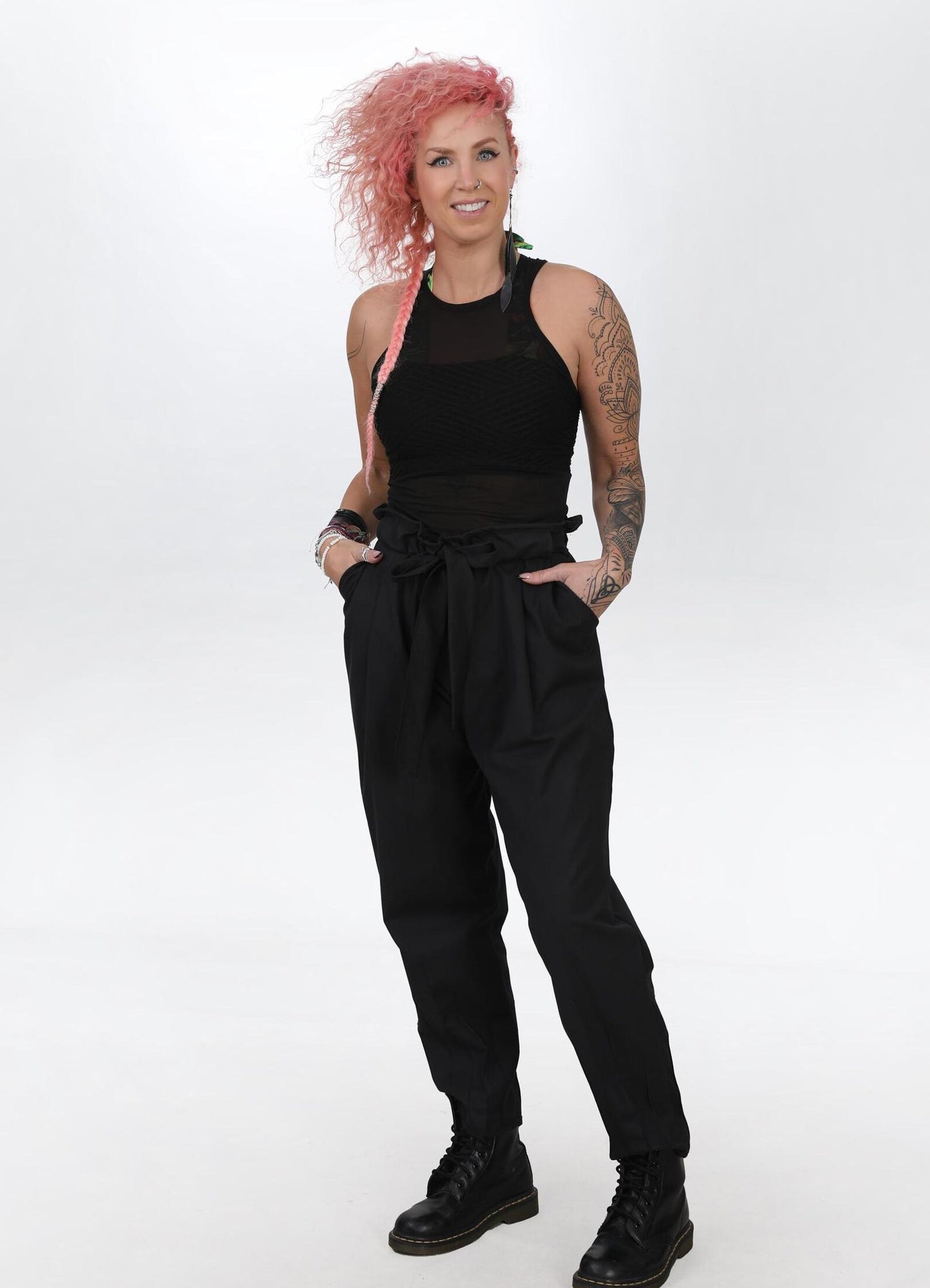 Black Pleated Pants with Pockets