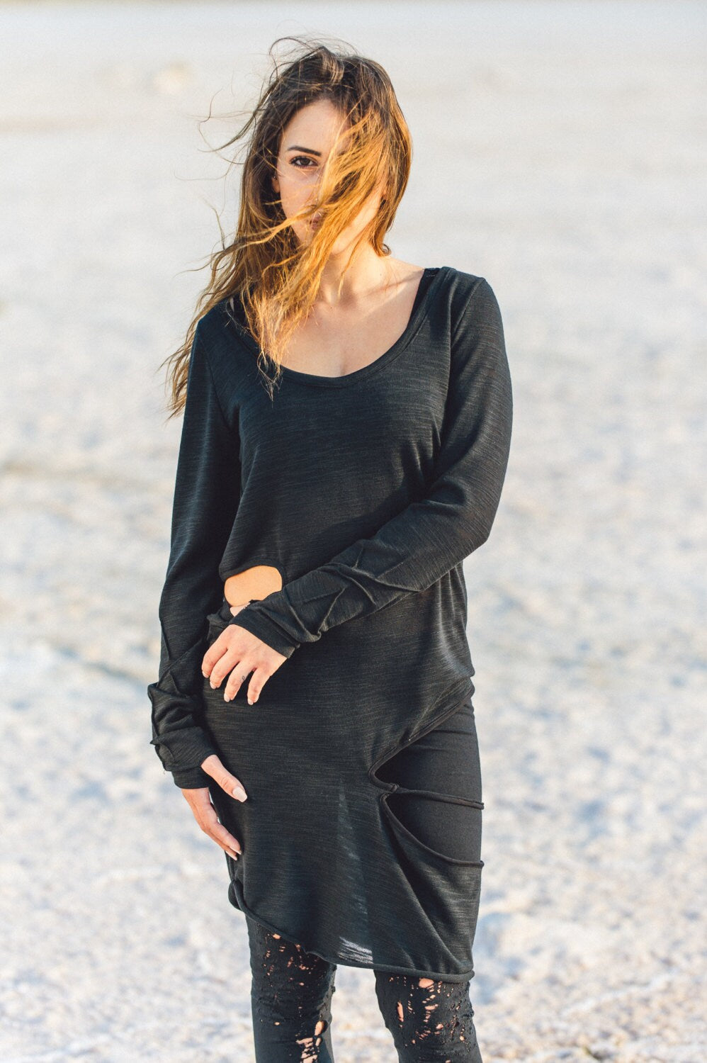 The Holes Long Top