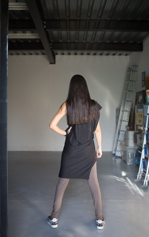 Longline Asymmetric Loose Sleeveless Top