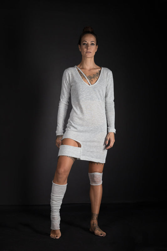 Asymmetric Hem V-neck Top