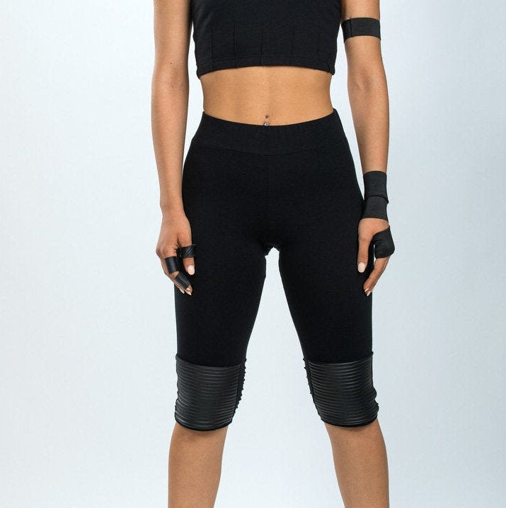 Ripped Capri Leggings