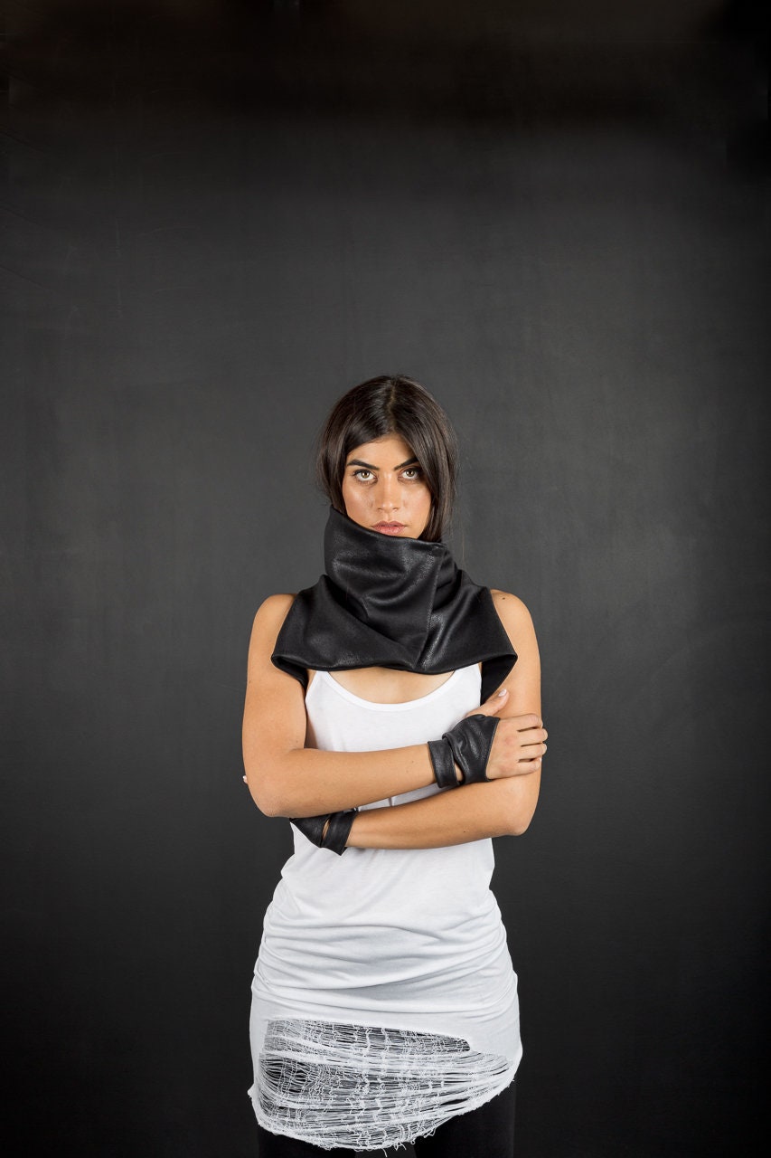 Women's Sleeveless Black Faux Leather High Collar Vest