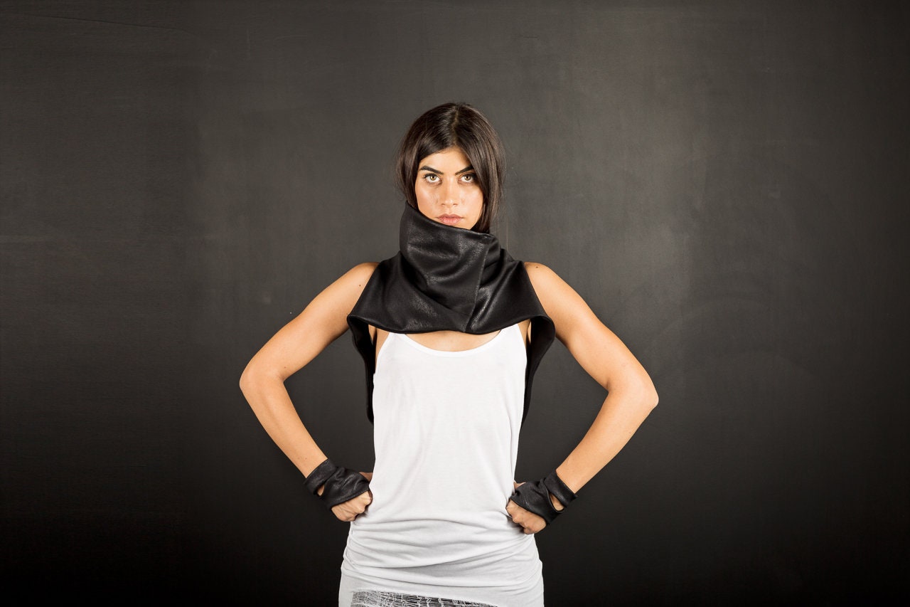 Women's Sleeveless Black Faux Leather High Collar Vest