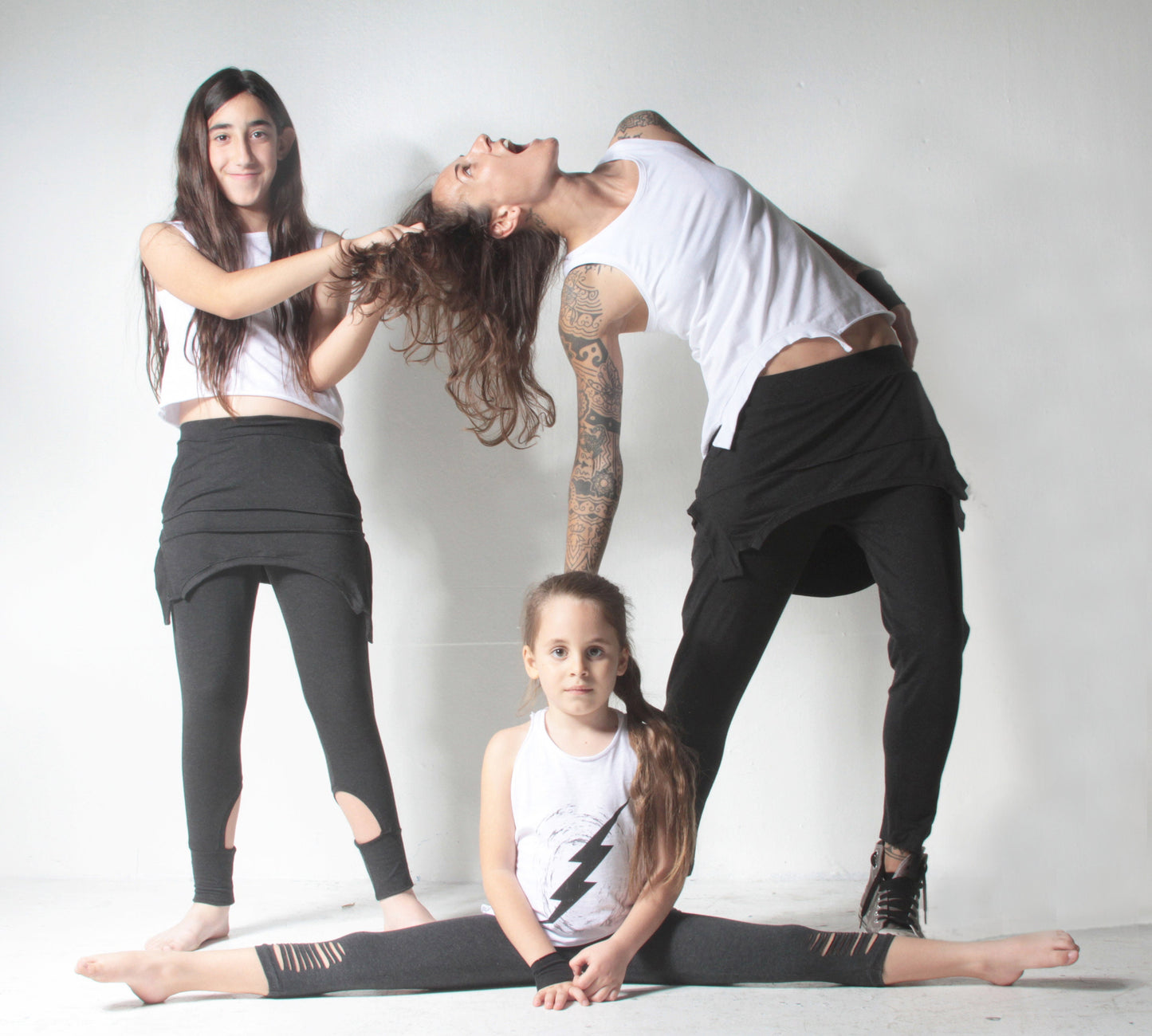 Girls Cotton Ripped Leggings