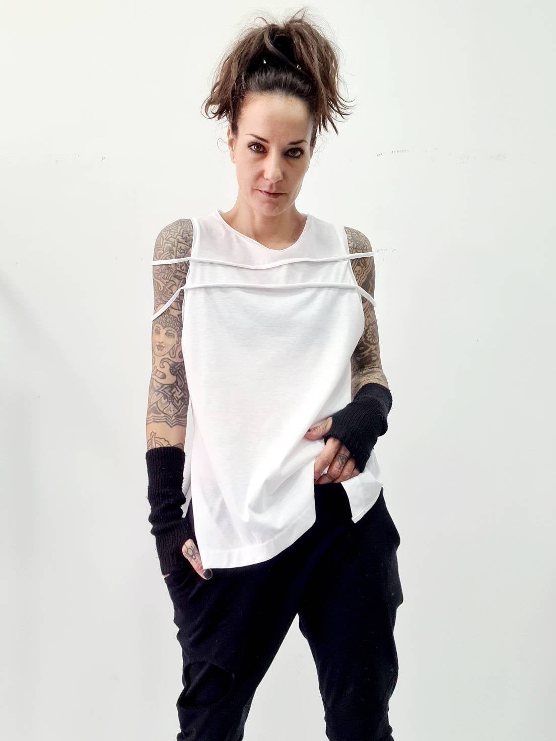 Women's Sleeveless Loose Shirt