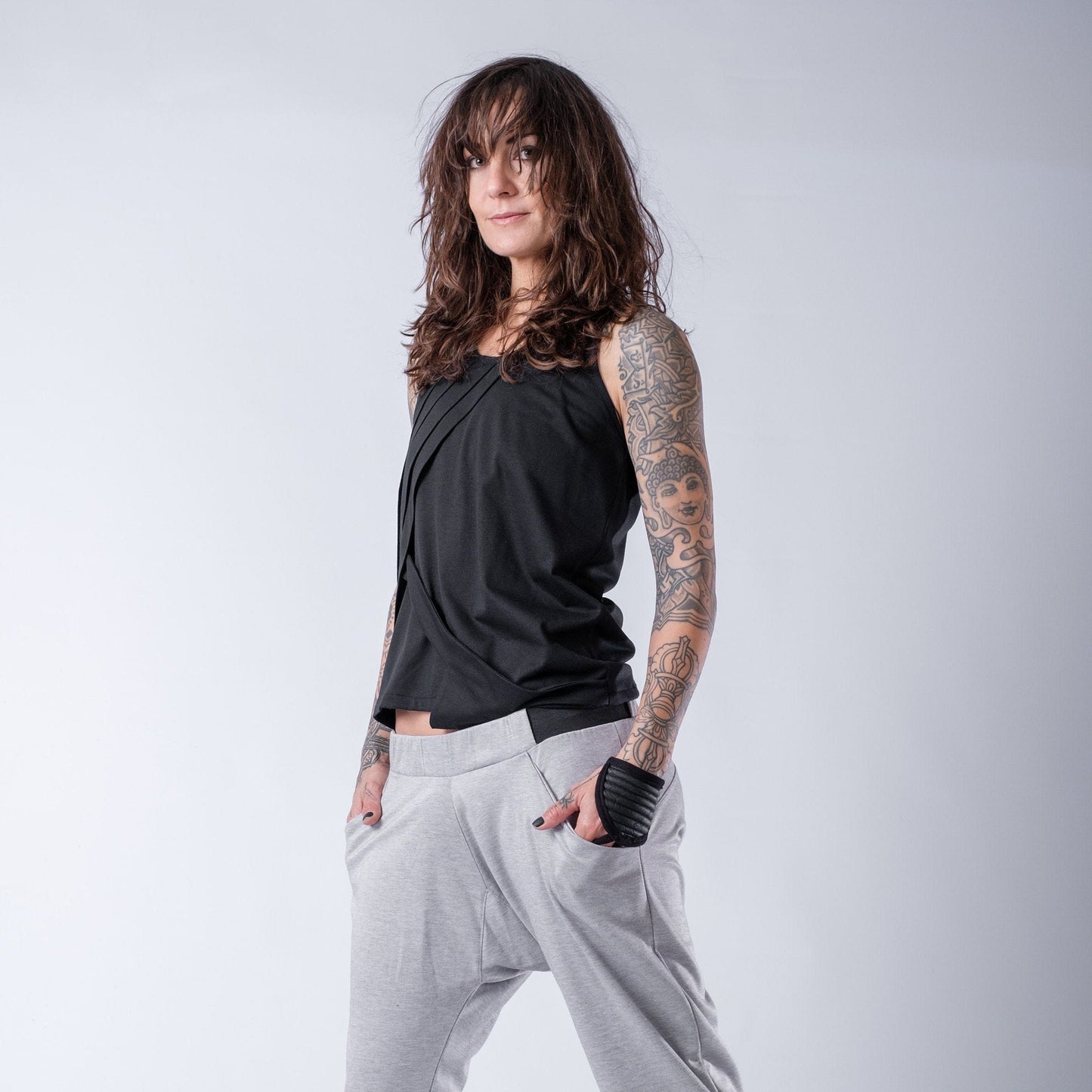 Black Sleeveless Pleated Tank Top