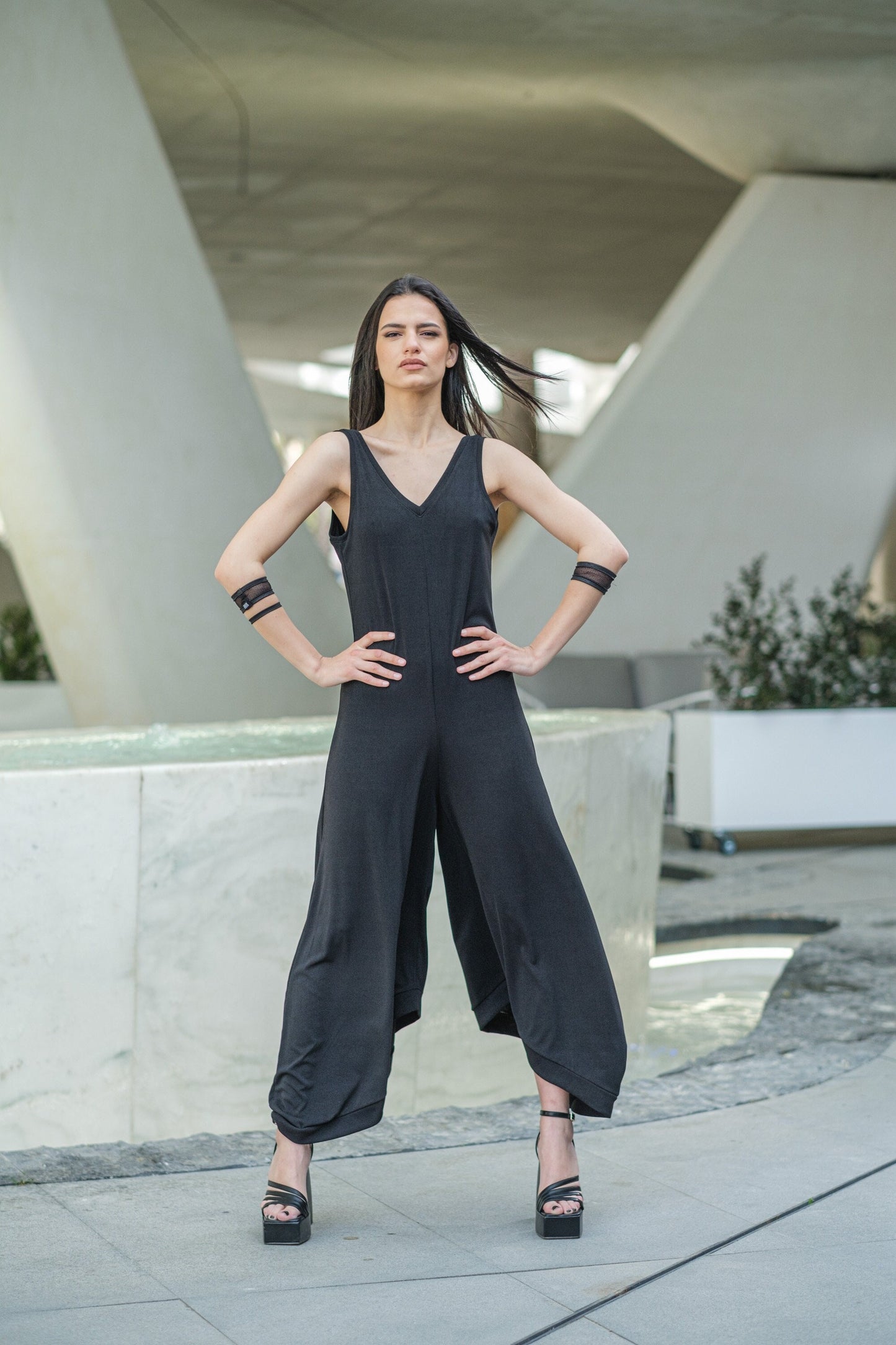 Loose Sleeveless Jumpsuit