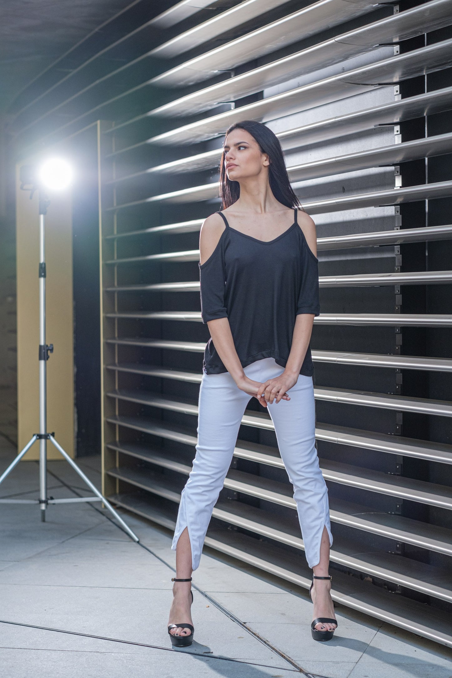 Women's Strappy Cold Shoulders Top