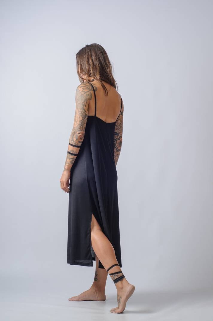 Black Strappy Midi Loose Dress