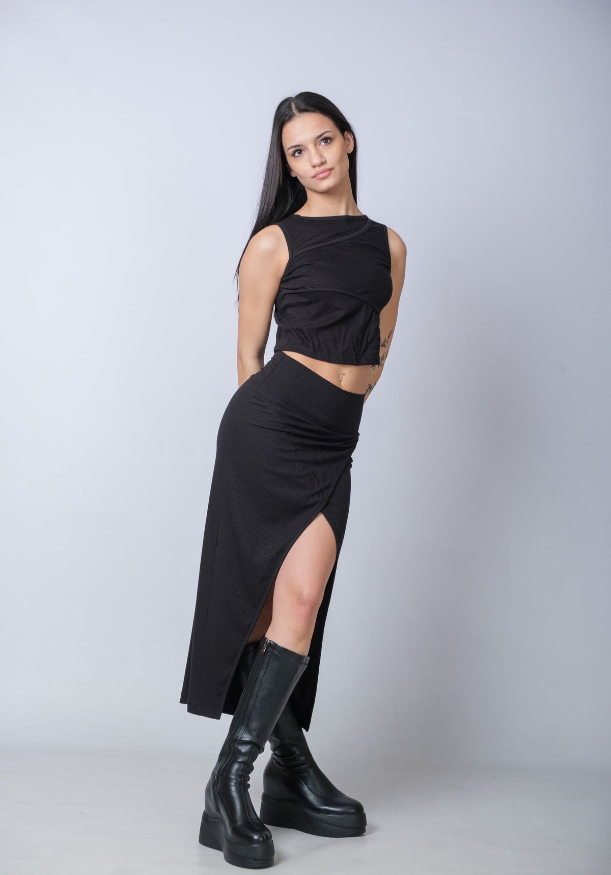 Women's Edgy Sleeveless Crop Top
