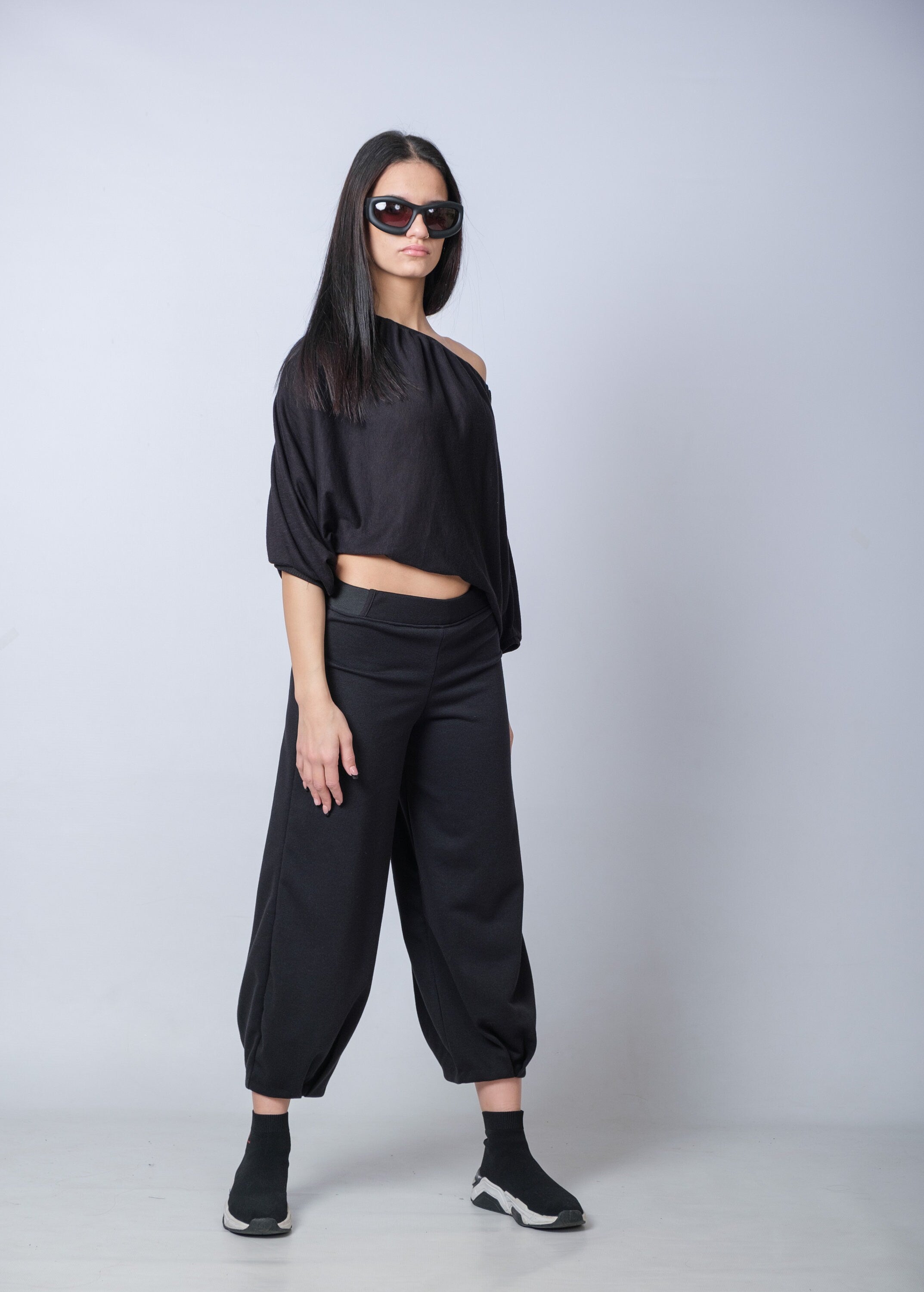 Women's Cotton Loose Pants / Plus Size Lounge Pants / Ankle Length / Oversize Black Trousers / Wide Leg Gypsy Pants / Casual Pleated Pants / Edgy Pants